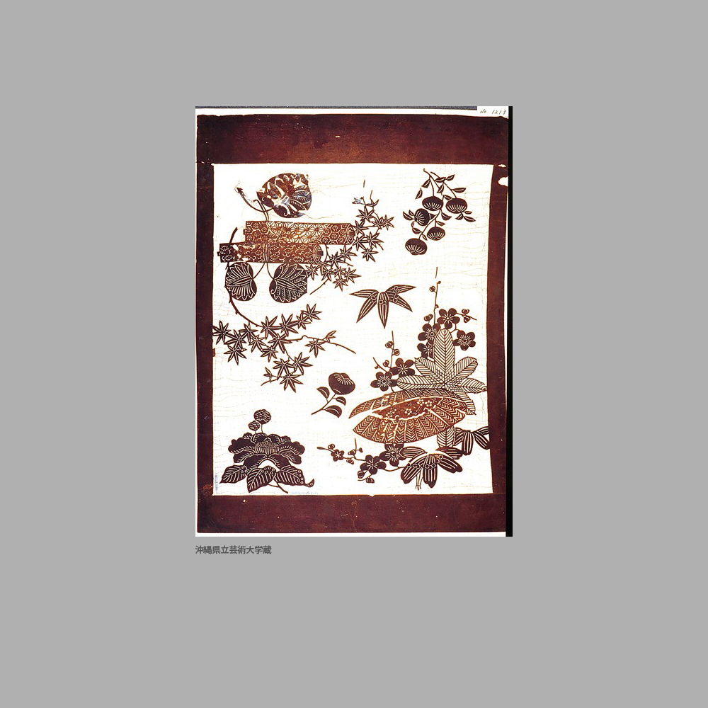 1213 UM4-086	巻物笠草花模様白地型紙